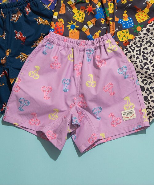 BREEZE(ブリーズ)の「【UVカット/撥水加工】水陸両用 総柄アクティブパンツ_ジュニア対応(その他パンツ・キッズ・オレンジ/ネイビー/ラベンダー/キナリ/イエロー/チャコール/ターコイズブルー/ブラック・80/130/100/120/140/150/90/110/160)」の1枚目の写真