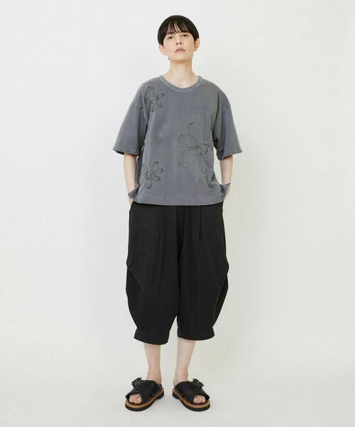 FRAPBOIS(フラボア)の「マトリカリアT(Tシャツ/カットソー・レディース・チャコールグレー/エンジ・1/2)」の18枚目の写真