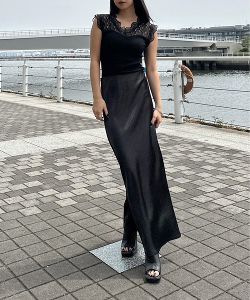 LVEU.(ラブユ.)の「【LVEU.】レース切り替えノースリトップス / トップス カットソー ノースリーブ ノースリ レース リブ Vネック ブラック ホワイト ZOZOTOWN限定(Tシャツ/カットソー・レディース・ホワイト/ブラック・FREE)」の5枚目の写真