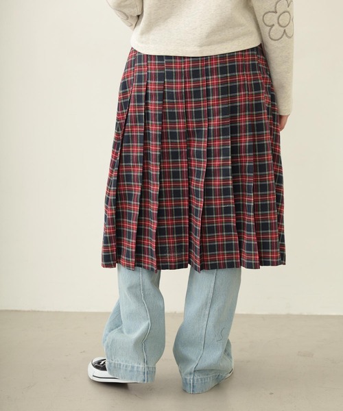 MILKFED.(ミルクフェド)の「PLEATED PLAID SKIRT(スカート・レディース・ブラック/レッド/ネイビー・ONE SIZE)」の14枚目の写真