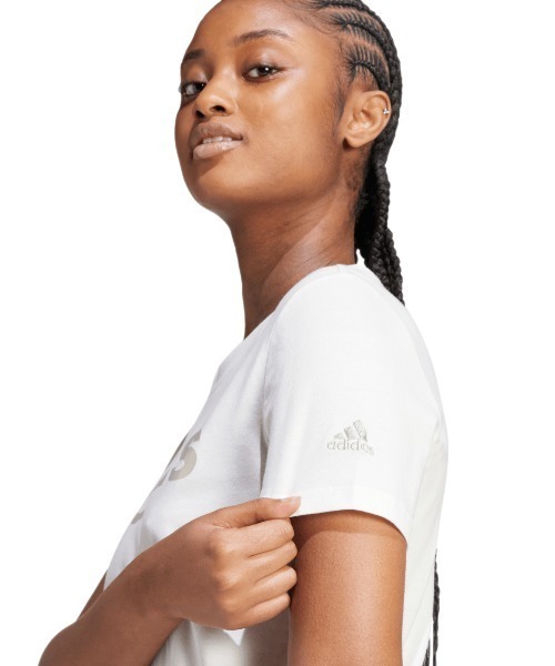 adidas(アディダス)の「アディダス adidas ラウンジウェア エッセンシャルズ スリム ロゴ 半袖Tシャツ(Tシャツ/カットソー・レディース・グリーン/ピンク/オフホワイト・S/M/L/XL)」の7枚目の写真