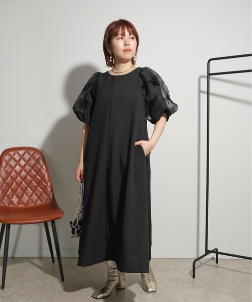 palm RICHE（ポームリシュ）の「前後2way着用可能　袖ｵｰｶﾞﾝｼﾞｰ花柄オケージョンワンピース（ワンピース・レディース・ライトグレー/チャコールグレー/ブラック・M）」の2枚目の写真