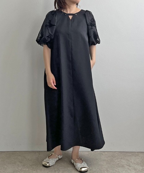 palm RICHE（ポームリシュ）の「前後2way着用可能　袖ｵｰｶﾞﾝｼﾞｰ花柄オケージョンワンピース（ワンピース・レディース・ライトグレー/チャコールグレー/ブラック・M）」の6枚目の写真