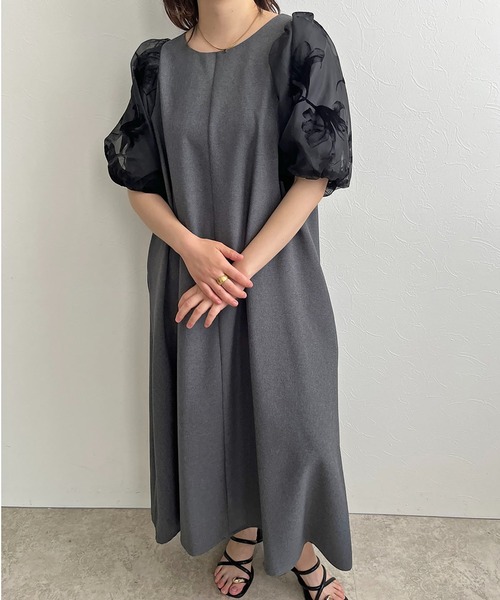 palm RICHE（ポームリシュ）の「前後2way着用可能　袖ｵｰｶﾞﾝｼﾞｰ花柄オケージョンワンピース（ワンピース・レディース・ライトグレー/チャコールグレー/ブラック・M）」の12枚目の写真