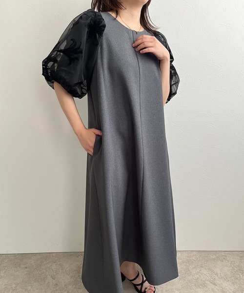 palm RICHE（ポームリシュ）の「前後2way着用可能　袖ｵｰｶﾞﾝｼﾞｰ花柄オケージョンワンピース（ワンピース・レディース・ライトグレー/チャコールグレー/ブラック・M）」の13枚目の写真