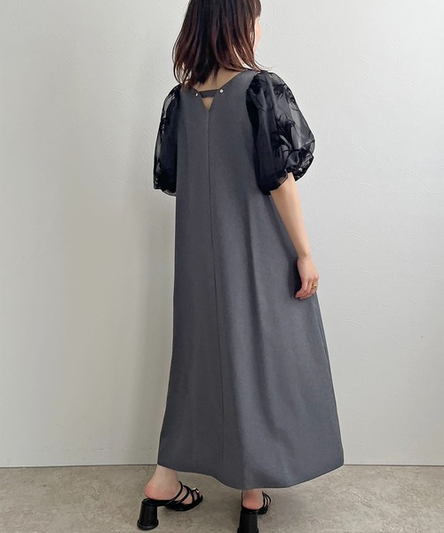 palm RICHE（ポームリシュ）の「前後2way着用可能　袖ｵｰｶﾞﾝｼﾞｰ花柄オケージョンワンピース（ワンピース・レディース・ライトグレー/チャコールグレー/ブラック・M）」の14枚目の写真