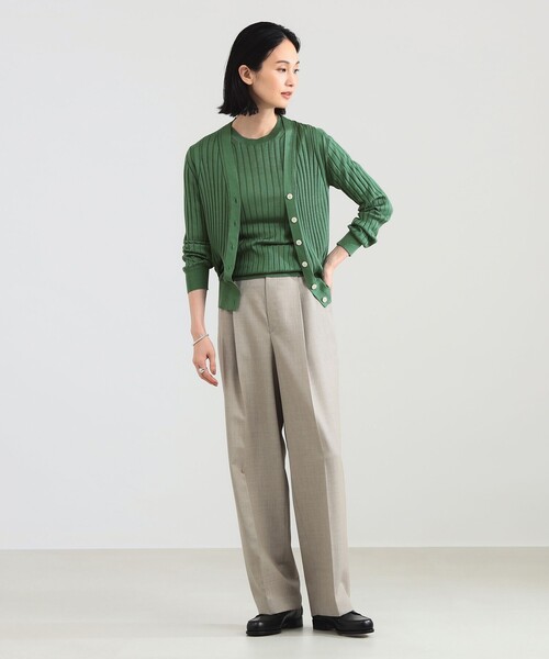 Demi-Luxe BEAMS（デミルクス ビームス）の「【別注】SLOANE / 18ゲージ シルクリブ Vネック カーディガン（カーディガン/ボレロ・レディース・ブラウン/グリーン・1/2）」の9枚目の写真