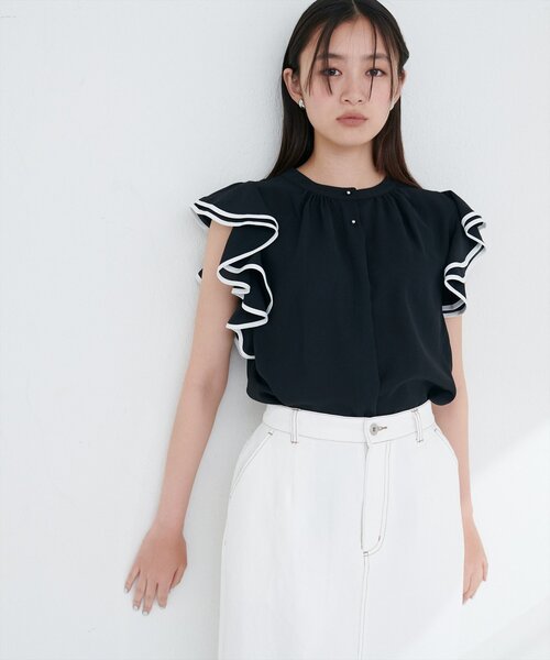 natural couture（ナチュラルクチュール）の「【WEB限定】配色ラッフルスリーブブラウス（シャツ/ブラウス・レディース・アイボリー/ライトベージュ/ブラック/ピンク/ミント・FREE）」の3枚目の写真