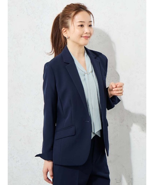 Perfect Suit FActory（パーフェクトスーツファクトリー）の「【接触冷感/ウォッシャブル】ボウタイデシンブラウス　オフホワイト/ピンク/ベージュ/サックス（シャツ/ブラウス・レディース・ピンク系その他/オフホワイト/サックスブルー・M/L/S）」の22枚目の写真