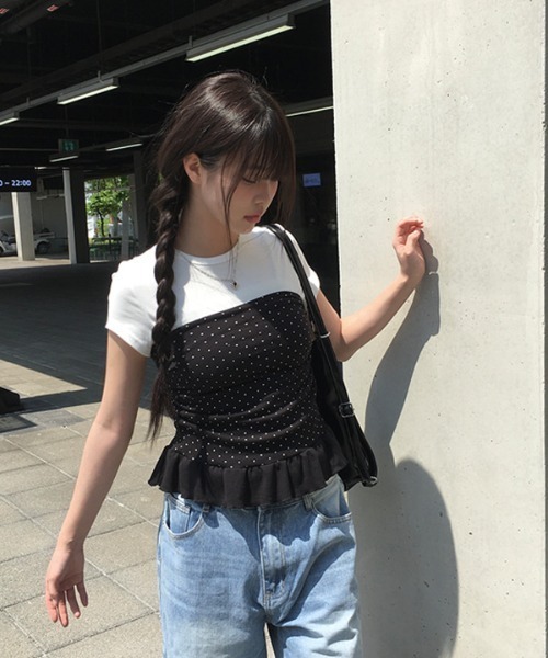 anyonemore(エニワンモア)の「裾フリルサイドシャーリングドットチューブトップ(Tシャツ/カットソー・レディース・チャコール/ブラック/ホワイト・FREE)」の13枚目の写真