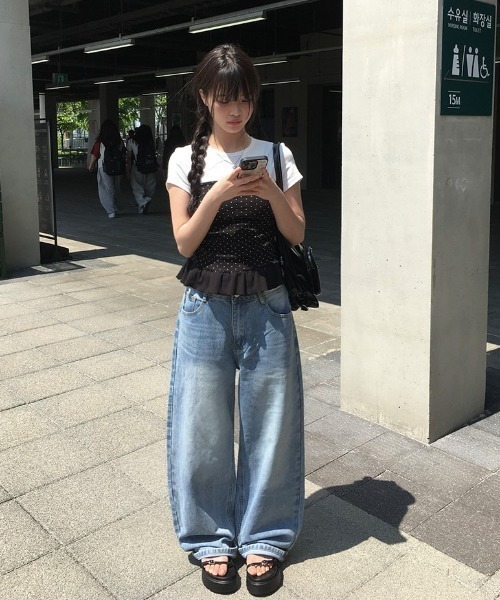 ★Coast フローラルフリルトリム カットアウト 魅惑的マキシ★ 裾フリルサイドシャーリングドットチューブトップ（Tシャツ