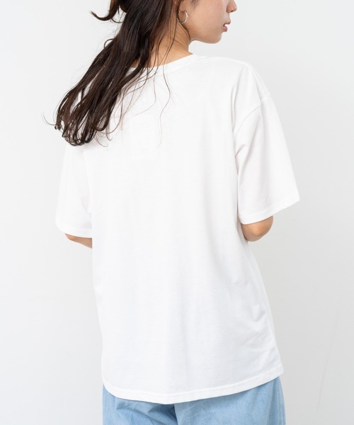 refinedworks(リファインドワークス)の「【refinedworks】ゆるっと可愛い ロゴ刺繍Tシャツ(Tシャツ/カットソー・レディース・ホワイト/チャコールグレー・FREE)」の9枚目の写真