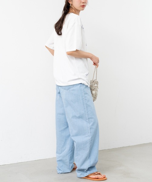 refinedworks(リファインドワークス)の「【refinedworks】ゆるっと可愛い ロゴ刺繍Tシャツ(Tシャツ/カットソー・レディース・ホワイト/チャコールグレー・FREE)」の21枚目の写真