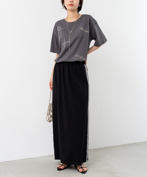 refinedworks(リファインドワークス)の「【refinedworks】ゆるっと可愛い ロゴ刺繍Tシャツ(Tシャツ/カットソー・レディース・ホワイト/チャコールグレー・FREE)」の14枚目の写真