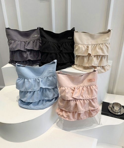 Miniministore（ミニミニストア）の「フリルショルダーバッグ ティアードバッグ（トートバッグ・レディース・ベージュ/ダークグレー/ブルー/ブラック/ベビーピンク・FREE）」の8枚目の写真