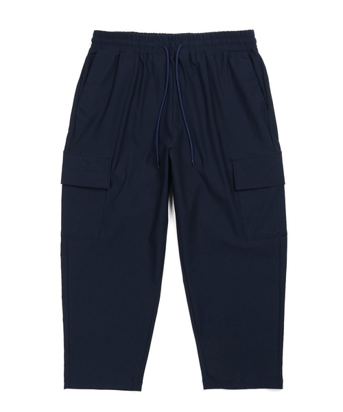 The DUFFER of ST.GEORGE（ザダファーオブセントジョージ）の「LIGHT PONTE CROPPED CARGO PANTS：ライトポンチ ジャージ素材 クロップド カーゴパンツ（カーゴパンツ・メンズ・カーキ/ホワイト/チャコールグレー/ネイビー・X-LARGE/LARGE/MEDIUM/SMALL）」の17枚目の写真