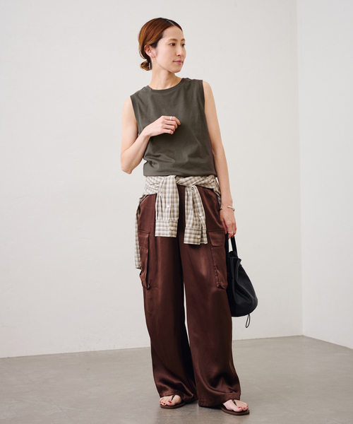 FRAMeWORK（フレームワーク）の「YA GOOD IDEAS × FRUIT OF THE LOOM  別注2PACK USA COTTON（Tシャツ/カットソー・レディース・レッド/ホワイト/ベージュ/スミクロ・FREE）」の5枚目の写真