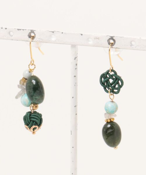 tone（トーン）の「【Shin】[シン]水引と天然石のピアス(MA)（ピアス（両耳用）・レディース・オレンジ/ブルー系/ピンク/レッド系その他2/レッド系その他3/ベージュ系その他/ブラウン系その他/ブルー系2/ターコイズブルー/ブルー/その他/グリーン系その他/ブルー系その他/その他2/ブラック/ブラウン系2/ブラウン/グリーン/その他4/グリーン系3/その他6/その他3/その他5/グリーン系2/スカイブルー系2/ブルー系3/その他7/A/オレンジ系2/オレンジ系3・FREE）」の10枚目の写真