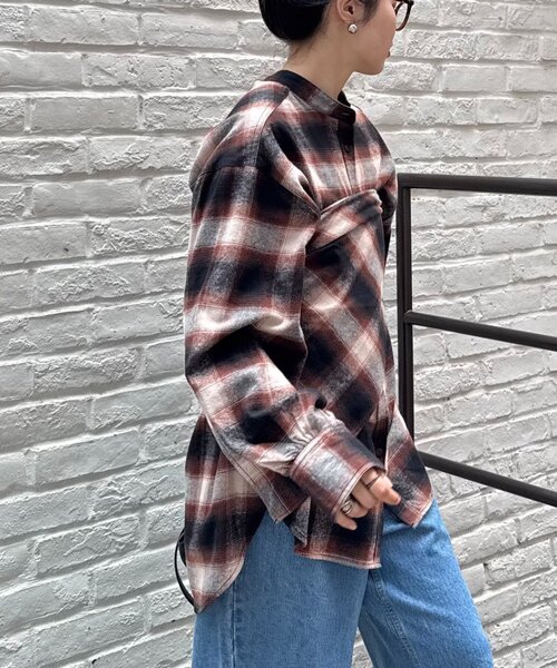 CIAOPANIC TYPY（チャオパニックティピー）の「【アレンジ自由自在】スカーフ付きボリュームスリーブチェックシャツ（シャツ/ブラウス・レディース・ベージュ/ネイビー/ブラウン・ONE SIZE）」の7枚目の写真