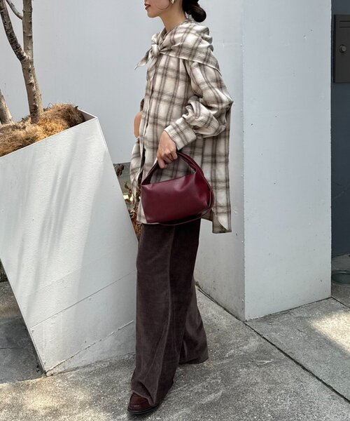 CIAOPANIC TYPY（チャオパニックティピー）の「【アレンジ自由自在】スカーフ付きボリュームスリーブチェックシャツ（シャツ/ブラウス・レディース・ベージュ/ネイビー/ブラウン・ONE SIZE）」の21枚目の写真