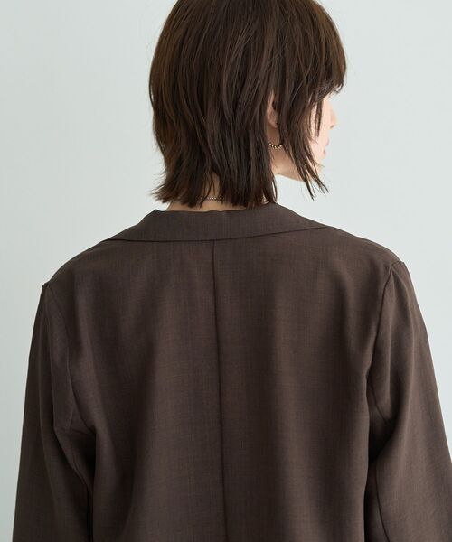YECCA VECCA（イェッカヴェッカ）の「リネンライクジャケット②（テーラードジャケット・レディース・ネイビー/ブラウン・FREE）」の19枚目の写真