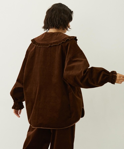MILKFED.(ミルクフェド)の「BIG COLLAR CORDUROY SHIRT(シャツ/ブラウス・レディース・オフホワイト/ライトブルー/ブラウン・ONE SIZE)」の22枚目の写真