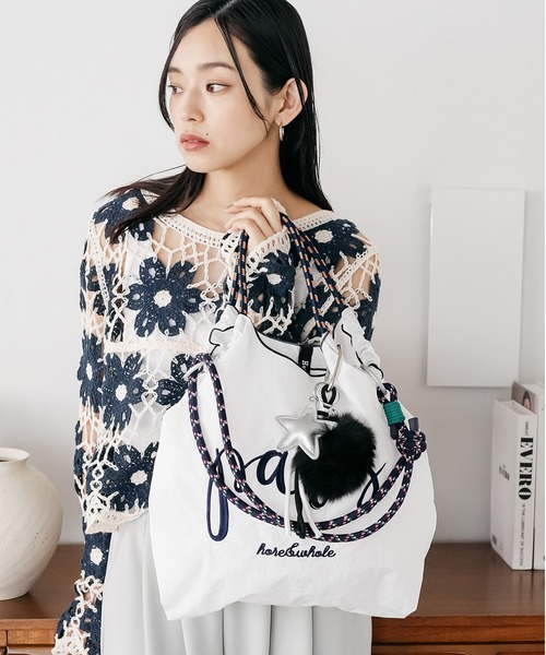 mili an deni(ミリアンデニ)の「3WAYフォントロープトートバッグ(ショルダーバッグ・レディース・カーキ/ブラック/ホワイト・F)」の6枚目の写真