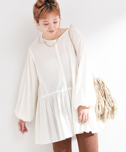 B.C STOCK（ベーセーストック）の「手洗い可 / 切り替えチュニックブラウス（シャツ/ブラウス・レディース・ブラック/ホワイト/グリーン・FREE）」の2枚目の写真