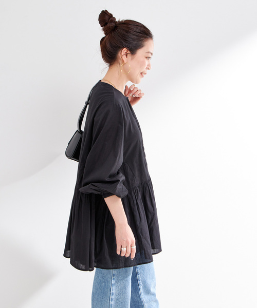 B.C STOCK（ベーセーストック）の「手洗い可 / 切り替えチュニックブラウス（シャツ/ブラウス・レディース・ブラック/ホワイト/グリーン・FREE）」の8枚目の写真