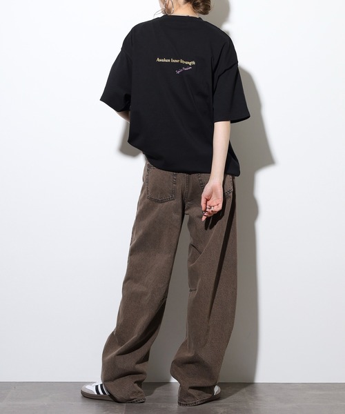 FUNALIVE(ファンアライブ)の「カラーロゴ刺繍オーバーサイズメッセージTシャツ(Tシャツ/カットソー・レディース・グリーン/ブラック/オフホワイト・FREE)」の15枚目の写真