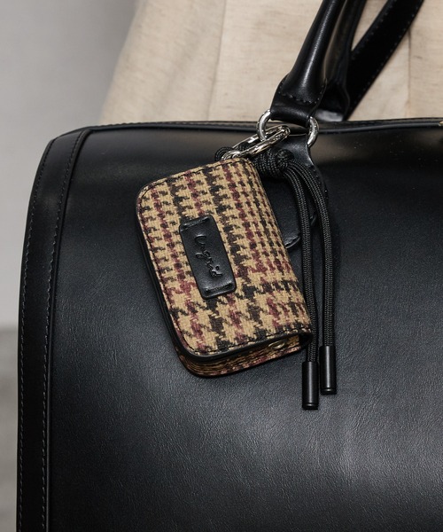 Ungrid（アングリッド）の「【Ungrid/アングリッド】ケースチャーム付 チェックコンビキャリーオントラベルボストンバッグ（スーツケース/キャリーバッグ・レディース・ブラック系その他/キャメル/ダークブラウン/ブラック/ブラウン系その他・FREE）」の6枚目の写真