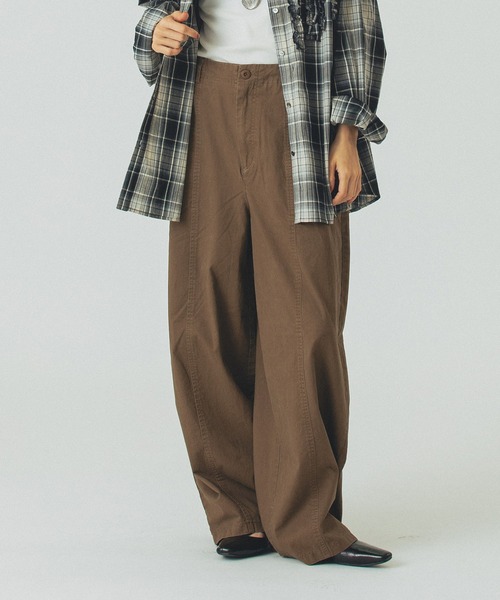 ROSE BUD(ローズバッド)の「BARREL CARGO PANTS(カーゴパンツ・レディース・カーキ/ブラウン・S/M)」の2枚目の写真