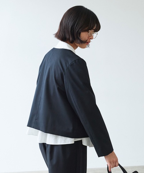 bulle de savon(ビュルデサボン)の「2/80 TWツイル ノーカラージャケット(ノーカラージャケット・レディース・ブラック/グレー・FREE)」の5枚目の写真