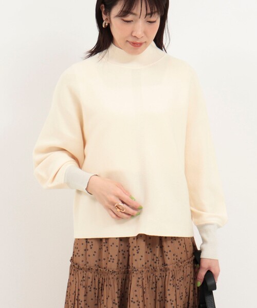 MICO COULIER（ミコクリエ）の「ウォッシャブルバナナスリーブ ハイネックプルオーバー（ニット/セーター・レディース・ベビーピンク/キナリ/ライトグリーン/ブラウン・38）」の2枚目の写真