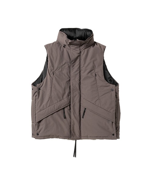 meanswhile(ミーンズワイル)の「Side Slit Padding Vest(ベスト・メンズ・ベージュ系その他/チャコール・3(L)/2(M)/1(S))」の1枚目の写真