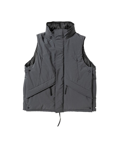 meanswhile(ミーンズワイル)の「Side Slit Padding Vest(ベスト・メンズ・ベージュ系その他/チャコール・3(L)/2(M)/1(S))」の2枚目の写真