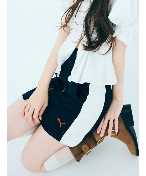 PUMA（プーマ）の「【LILY BROWN×PUMA】フロントジップミニスカート（スカート・レディース・ライトブルー/ネイビー・F）」の2枚目の写真