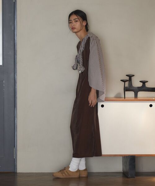 CRAFT STANDARD BOUTIQUE(クラフトスタンダードブティック)の「ベロアハーフスリーブワンピース(ワンピース・レディース・ブラウン/グレー系その他2/パープル・FREE)」の11枚目の写真