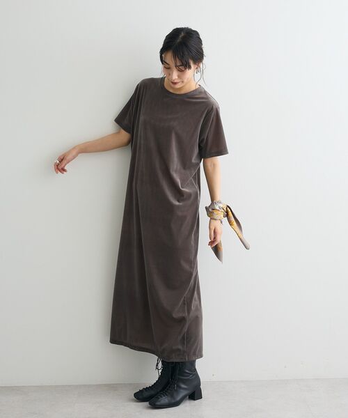 CRAFT STANDARD BOUTIQUE(クラフトスタンダードブティック)の「ベロアハーフスリーブワンピース(ワンピース・レディース・ブラウン/グレー系その他2/パープル・FREE)」の19枚目の写真