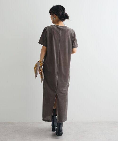 CRAFT STANDARD BOUTIQUE(クラフトスタンダードブティック)の「ベロアハーフスリーブワンピース(ワンピース・レディース・ブラウン/グレー系その他2/パープル・FREE)」の22枚目の写真