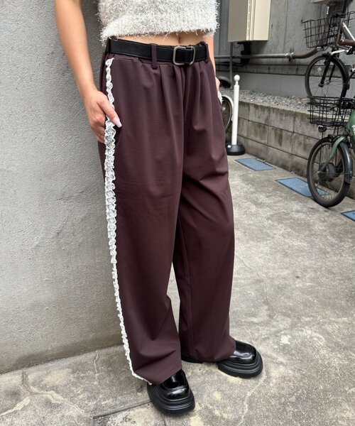 WHO'S WHO gallery（フーズフーギャラリー）の「サイドレースラインパンツ（スラックス・レディース・ブラック/ネイビー/ブラウン・SMALL/MEDIUM）」の9枚目の写真
