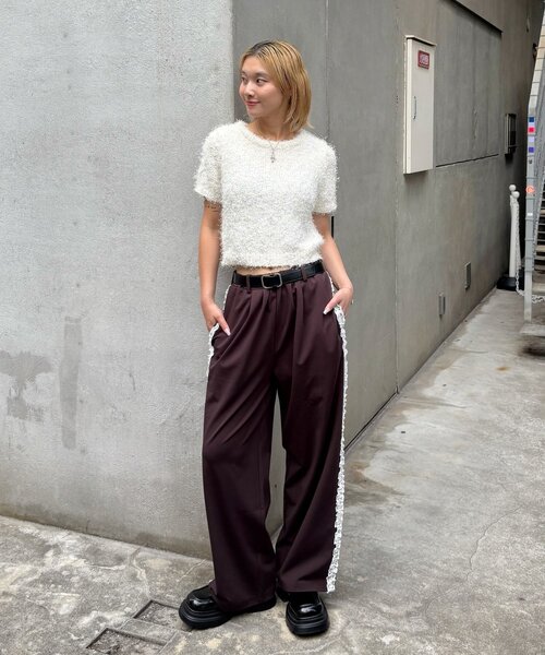 WHO'S WHO gallery（フーズフーギャラリー）の「サイドレースラインパンツ（スラックス・レディース・ブラック/ネイビー/ブラウン・SMALL/MEDIUM）」の7枚目の写真