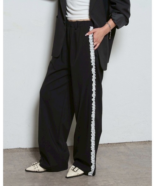 WHO'S WHO gallery（フーズフーギャラリー）の「サイドレースラインパンツ（スラックス・レディース・ブラック/ネイビー/ブラウン・SMALL/MEDIUM）」の4枚目の写真