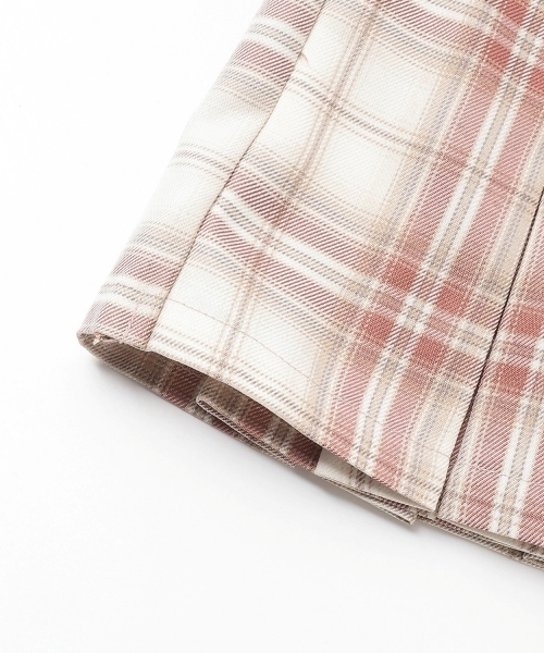 LOVETOXIC（ラブトキシック）の「【GOODPRICE】【イージーケア】ベルトつきチェックプリーツスカート（スカート・キッズ・ブラック/ブラウン/ブルーグレー/レッド・S:140cm/L:160cm/M:150cm/130cm）」の13枚目の写真