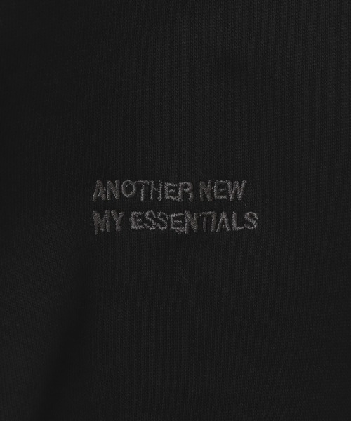 ANME（アンメ）の「ワンポイント袖ロゴ刺繍スウェットトップス（スウェット・レディース・オフホワイト/ブラック/オートミール/ブラウン・XL/L/M）」の17枚目の写真