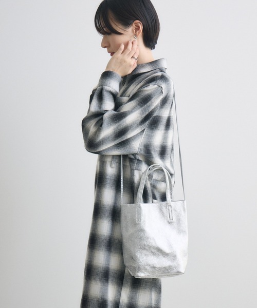 Paradise Picnic（パラダイスピクニック）の「MILLELAFIRENZE レザートートBAG（トートバッグ・レディース・シルバー/ブラック/ブラウン・FREE）」の3枚目の写真