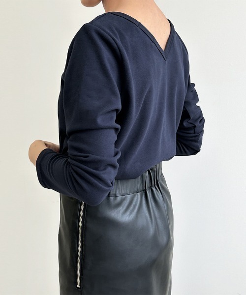 ONEP STAR（ワンピスター）の「選べる3タイプ起毛素材カットソー（Tシャツ/カットソー・レディース・ブラック系その他/ホワイト系その他2/ブラック/グレー系その他/ブラック系その他2/ブルー系その他2/ホワイト/ライトグレー/ホワイト系その他/ベージュ系その他/ベージュ系その他2/ベージュ/ネイビー/ブルー系その他/グレー系その他2・MEDIUM/LARGE）」の17枚目の写真