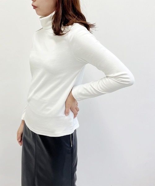 ONEP STAR（ワンピスター）の「選べる3タイプ起毛素材カットソー（Tシャツ/カットソー・レディース・ブラック系その他/ホワイト系その他2/ブラック/グレー系その他/ブラック系その他2/ブルー系その他2/ホワイト/ライトグレー/ホワイト系その他/ベージュ系その他/ベージュ系その他2/ベージュ/ネイビー/ブルー系その他/グレー系その他2・MEDIUM/LARGE）」の18枚目の写真