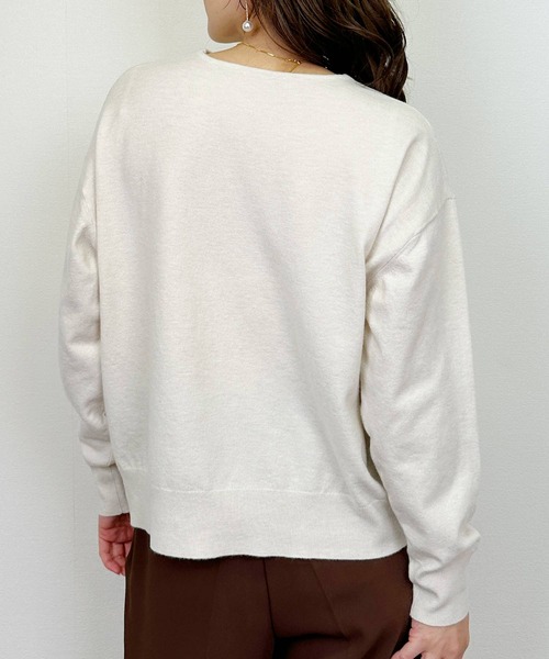 PICCIN（ピッチン）の「シンプルVネックニット（Tシャツ/カットソー・レディース・アイボリー/ブラック/レッド・M）」の11枚目の写真