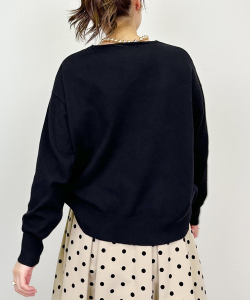 PICCIN（ピッチン）の「シンプルVネックニット（Tシャツ/カットソー・レディース・アイボリー/ブラック/レッド・M）」の14枚目の写真